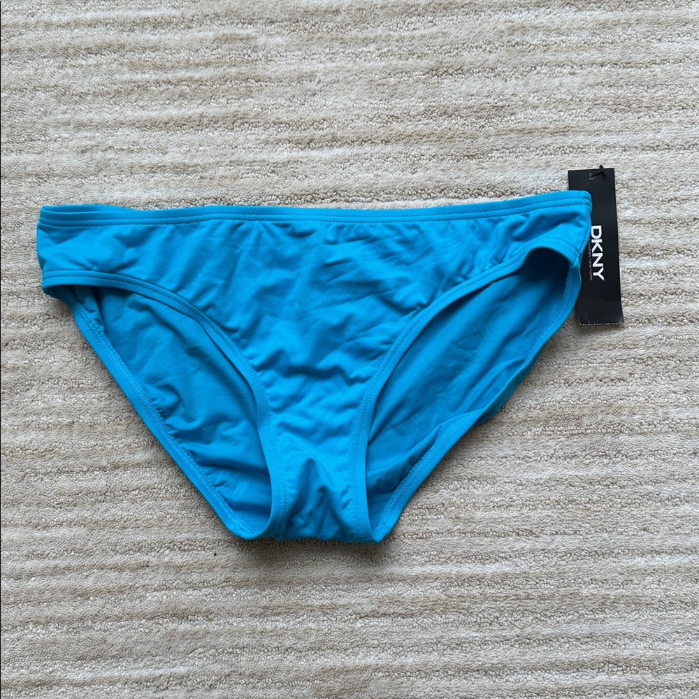 NWT DKNY Capri Classic Bikini Swim Bottom Size Medium, Style D62661